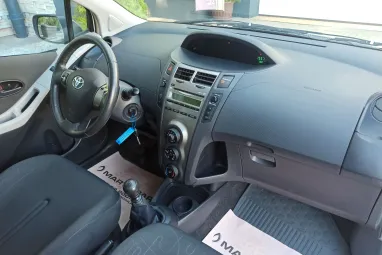 TOYOTA YARIS 1.33 Terra Polar White Edition + Gyönyörű Gyárias állapot +3X-s GARANCIA !!