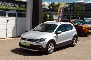 VOLKSWAGEN POLO V 1.6 90 CR TDI Comfortline CROSS Reflex Silver Edition +Magasan felszerelt +Igényesen szervizelt !!