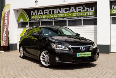 LEXUS CT 200h Executive&Navigation (Automata) Graphite Black Glass +Igényes állapot +Magas Felszereltség +3X-s GARANCIA !!