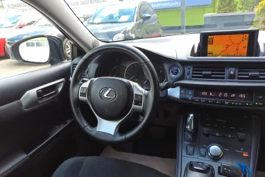 LEXUS CT 200h Executive&Navigation (Automata) Graphite Black Glass +Igényes állapot +Magas Felszereltség +3X-s GARANCIA !!