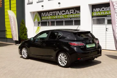 LEXUS CT 200h Executive&Navigation (Automata) Graphite Black Glass +Igényes állapot +Magas Felszereltség +3X-s GARANCIA !!