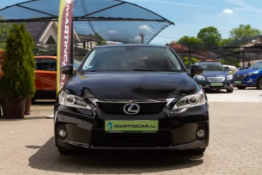LEXUS CT 200h Executive&Navigation (Automata) Graphite Black Glass +Igényes állapot +Magas Felszereltség +3X-s GARANCIA !!