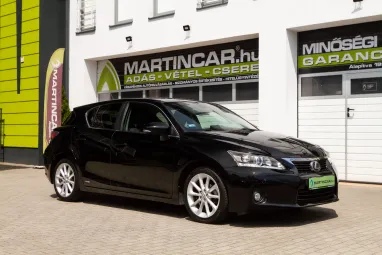 LEXUS CT 200h Executive&Navigation (Automata) Graphite Black Glass +Igényes állapot +Magas Felszereltség +3X-s GARANCIA !!