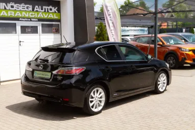 LEXUS CT 200h Executive&Navigation (Automata) Graphite Black Glass +Igényes állapot +Magas Felszereltség +3X-s GARANCIA !!