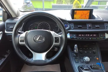 LEXUS CT 200h Executive&Navigation (Automata) Graphite Black Glass +Igényes állapot +Magas Felszereltség +3X-s GARANCIA !!
