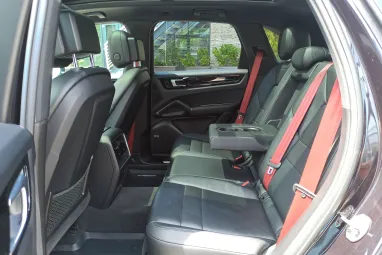 PORSCHE CAYENNE Tiptronic ic Jet Black +Eredeti Magyar Autó +Első Tulajdonos +Full Szervíz !!