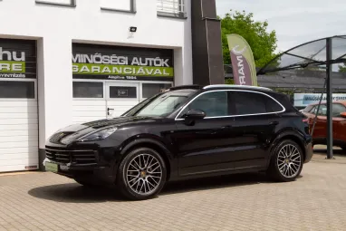 PORSCHE CAYENNE Tiptronic ic Jet Black +Eredeti Magyar Autó +Első Tulajdonos +Full Szervíz !!