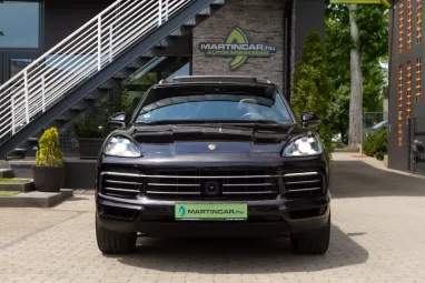 PORSCHE CAYENNE Tiptronic ic Jet Black +Eredeti Magyar Autó +Első Tulajdonos +Full Szervíz !!