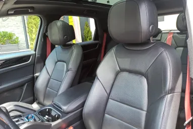 PORSCHE CAYENNE Tiptronic ic Jet Black +Eredeti Magyar Autó +Első Tulajdonos +Full Szervíz !!