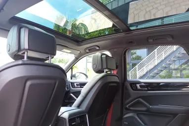 PORSCHE CAYENNE Tiptronic ic Jet Black +Eredeti Magyar Autó +Első Tulajdonos +Full Szervíz !!