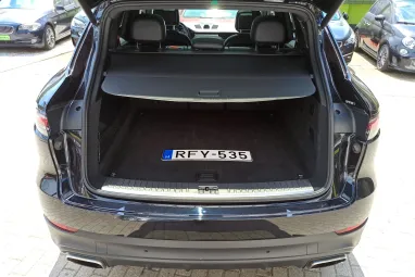 PORSCHE CAYENNE Tiptronic ic Jet Black +Eredeti Magyar Autó +Első Tulajdonos +Full Szervíz !!