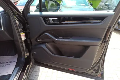 PORSCHE CAYENNE Tiptronic ic Jet Black +Eredeti Magyar Autó +Első Tulajdonos +Full Szervíz !!
