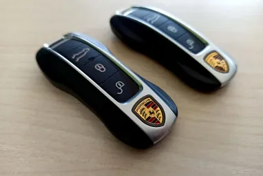 PORSCHE CAYENNE Tiptronic ic Jet Black +Eredeti Magyar Autó +Első Tulajdonos +Full Szervíz !!