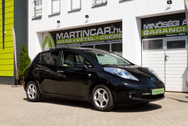 NISSAN LEAF (Automata) Super Black +Keveset futott +Második Tulajdonostól +3X-s GARANCIA !!