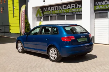 AUDI A3 1.6 TDI Attraction DPF Sportback Aruba Blue Metallic +Első Tulajdonostól +Keveset futott +3X-s GARANCIA