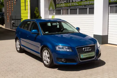 AUDI A3 1.6 TDI Attraction DPF Sportback Aruba Blue Metallic +Első Tulajdonostól +Keveset futott +3X-s GARANCIA