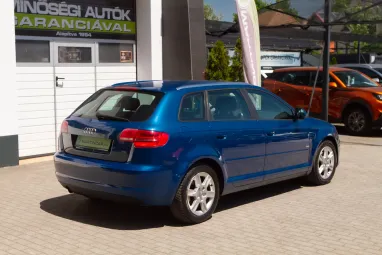 AUDI A3 1.6 TDI Attraction DPF Sportback Aruba Blue Metallic +Első Tulajdonostól +Keveset futott +3X-s GARANCIA