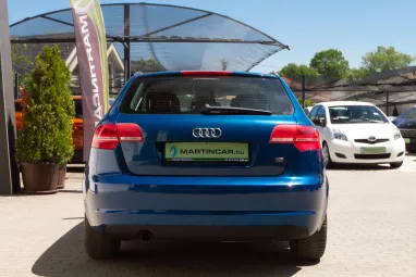 AUDI A3 1.6 TDI Attraction DPF Sportback Aruba Blue Metallic +Első Tulajdonostól +Keveset futott +3X-s GARANCIA
