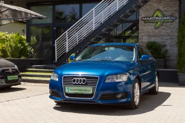 AUDI A3 1.6 TDI Attraction DPF Sportback Aruba Blue Metallic +Első Tulajdonostól +Keveset futott +3X-s GARANCIA