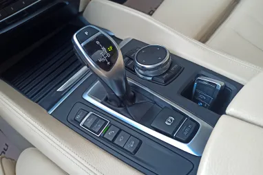 BMW X6 xDrive40d (Automata) Mineralgrau Metallic +Beige Leather +Magyar Autó +Friss Műszaki +3X-s GARANCIA !