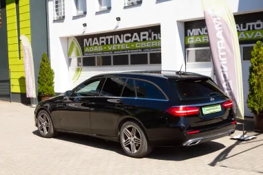 MERCEDES-BENZ E 200 d T 9G-TRONIC Black +Igényes állapot +Magasan felszerelt +3X-s GARANCIA !!