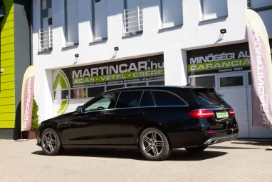 MERCEDES-BENZ E 200 d T 9G-TRONIC Black +Igényes állapot +Magasan felszerelt +3X-s GARANCIA !!