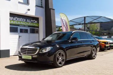 MERCEDES-BENZ E 200 d T 9G-TRONIC Black +Igényes állapot +Magasan felszerelt +3X-s GARANCIA !!