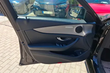 MERCEDES-BENZ E 200 d T 9G-TRONIC Black +Igényes állapot +Magasan felszerelt +3X-s GARANCIA !!