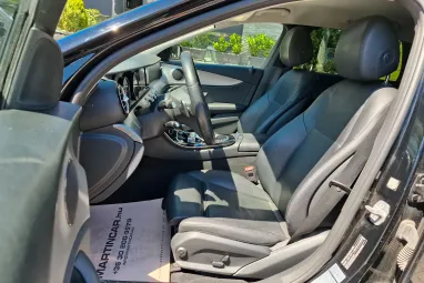 MERCEDES-BENZ E 200 d T 9G-TRONIC Black +Igényes állapot +Magasan felszerelt +3X-s GARANCIA !!