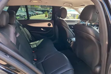 MERCEDES-BENZ E 200 d T 9G-TRONIC Black +Igényes állapot +Magasan felszerelt +3X-s GARANCIA !!