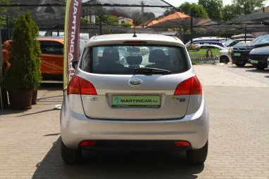 KIA VENGA 1.4 EX Machine Silver +1.Tulajdonos +Vez.Szervizkönyv +Keveset futott +3X-s GARANCIA !!
