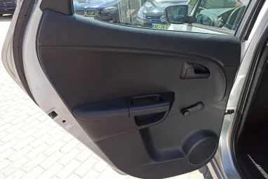 KIA VENGA 1.4 EX Machine Silver +1.Tulajdonos +Vez.Szervizkönyv +Keveset futott +3X-s GARANCIA !!