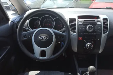 KIA VENGA 1.4 EX Machine Silver +1.Tulajdonos +Vez.Szervizkönyv +Keveset futott +3X-s GARANCIA !!