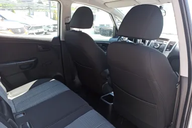 KIA VENGA 1.4 EX Machine Silver +1.Tulajdonos +Vez.Szervizkönyv +Keveset futott +3X-s GARANCIA !!