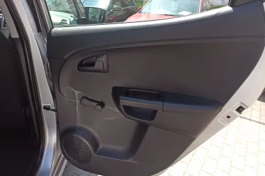 KIA VENGA 1.4 EX Machine Silver +1.Tulajdonos +Vez.Szervizkönyv +Keveset futott +3X-s GARANCIA !!