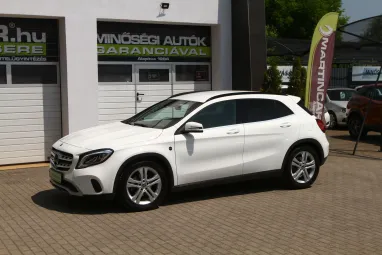 MERCEDES-BENZ GLA 200 7G-DCT Polar White +Eredeti Magyar Autó +Mint az ÚJ +3X-s GARANCIA !!