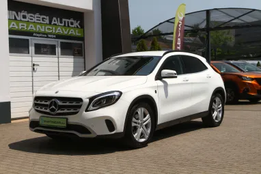 MERCEDES-BENZ GLA 200 7G-DCT Polar White +Eredeti Magyar Autó +Mint az ÚJ +3X-s GARANCIA !!