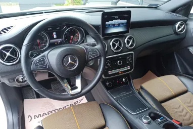 MERCEDES-BENZ GLA 200 7G-DCT Polar White +Eredeti Magyar Autó +Mint az ÚJ +3X-s GARANCIA !!