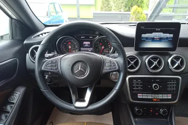 MERCEDES-BENZ GLA 200 7G-DCT Polar White +Eredeti Magyar Autó +Mint az ÚJ +3X-s GARANCIA !!