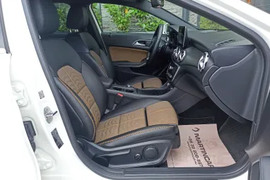 MERCEDES-BENZ GLA 200 7G-DCT Polar White +Eredeti Magyar Autó +Mint az ÚJ +3X-s GARANCIA !!
