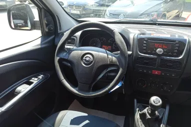 OPEL COMBO 1.4 T L1H1 Cosmo E6 Silver Lake Metallic +Első Tulajdonostól +Keveset futott +3X-s GARANCIA !!