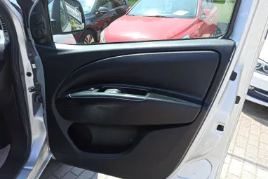 OPEL COMBO 1.4 T L1H1 Cosmo E6 Silver Lake Metallic +Első Tulajdonostól +Keveset futott +3X-s GARANCIA !!
