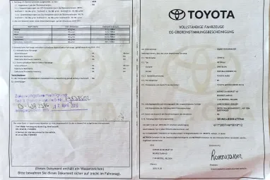 TOYOTA AURIS 1.8 HSD Selection (Automata) Team Dynamic +Super Silver Metallic +14E km +Mint az Új +3X-s GARANCIA !!