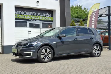 VOLKSWAGEN GOLF e-Golf Comfortline Limestone Grey Metallic +Mint az ÚJ +60E Km +3X-s GARANCIA !!