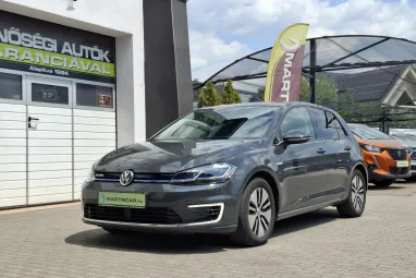 VOLKSWAGEN GOLF e-Golf Comfortline Limestone Grey Metallic +Mint az ÚJ +60E Km +3X-s GARANCIA !!