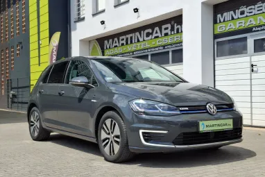 VOLKSWAGEN GOLF e-Golf Comfortline Limestone Grey Metallic +Mint az ÚJ +60E Km +3X-s GARANCIA !!