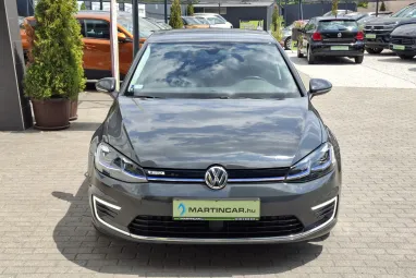 VOLKSWAGEN GOLF e-Golf Comfortline Limestone Grey Metallic +Mint az ÚJ +60E Km +3X-s GARANCIA !!