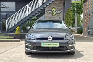 VOLKSWAGEN GOLF e-Golf Comfortline Limestone Grey Metallic +Mint az ÚJ +60E Km +3X-s GARANCIA !!