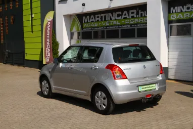 SUZUKI SWIFT 1.3 GLX Silky Silver Metallic +Eredeti Magyar Autó +Vonóhorog +3X-s GARANCIA !!