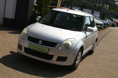 SUZUKI SWIFT 1.3 GLX Silky Silver Metallic +Eredeti Magyar Autó +Vonóhorog +3X-s GARANCIA !!